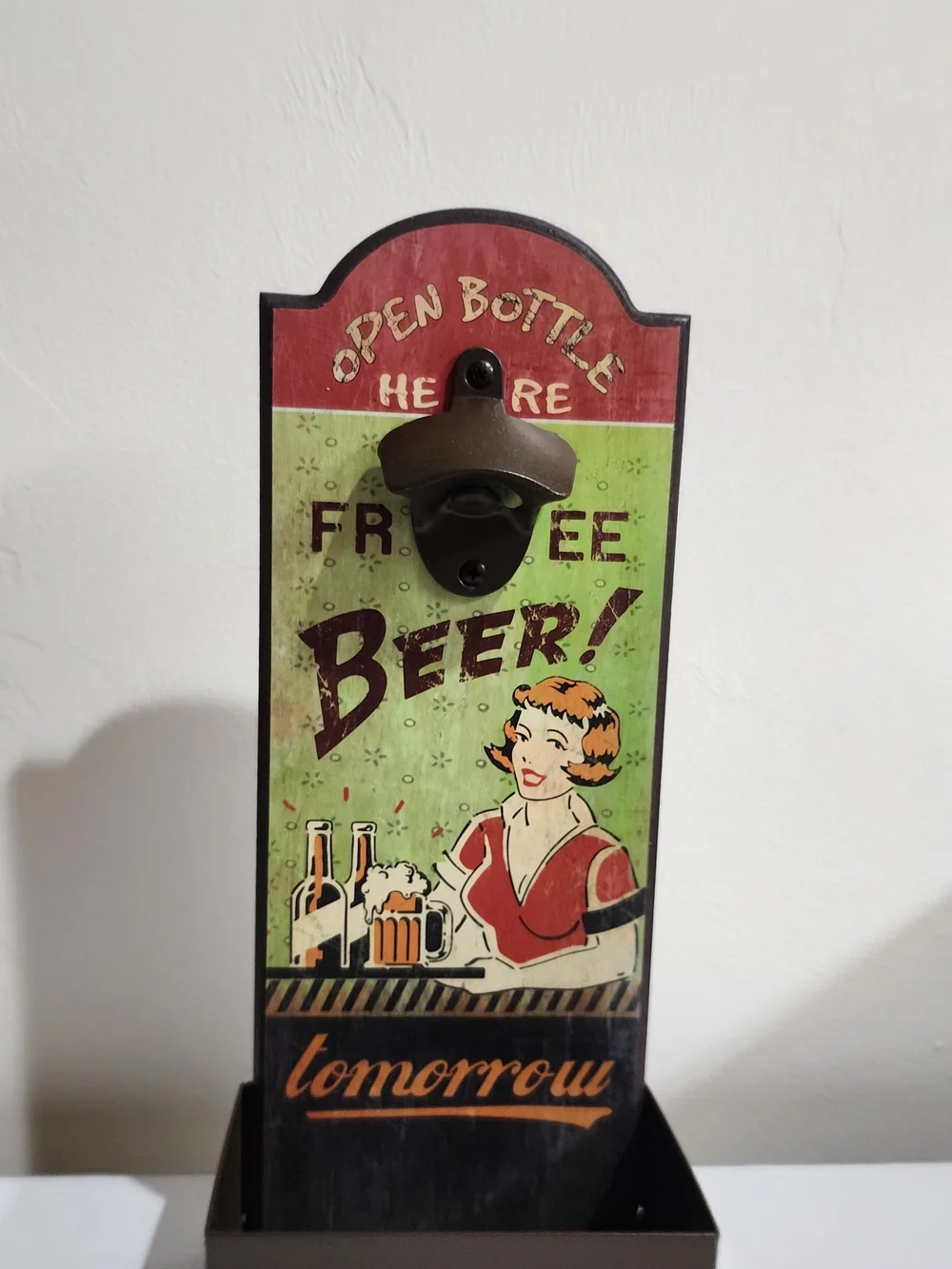 Vintage bar sign Wall Mount Bottle Opener Cap Catcher Free Beer Bar Decor